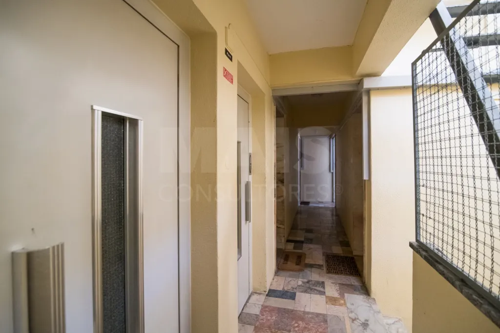 Apartamento T1 em Paço de Arcos