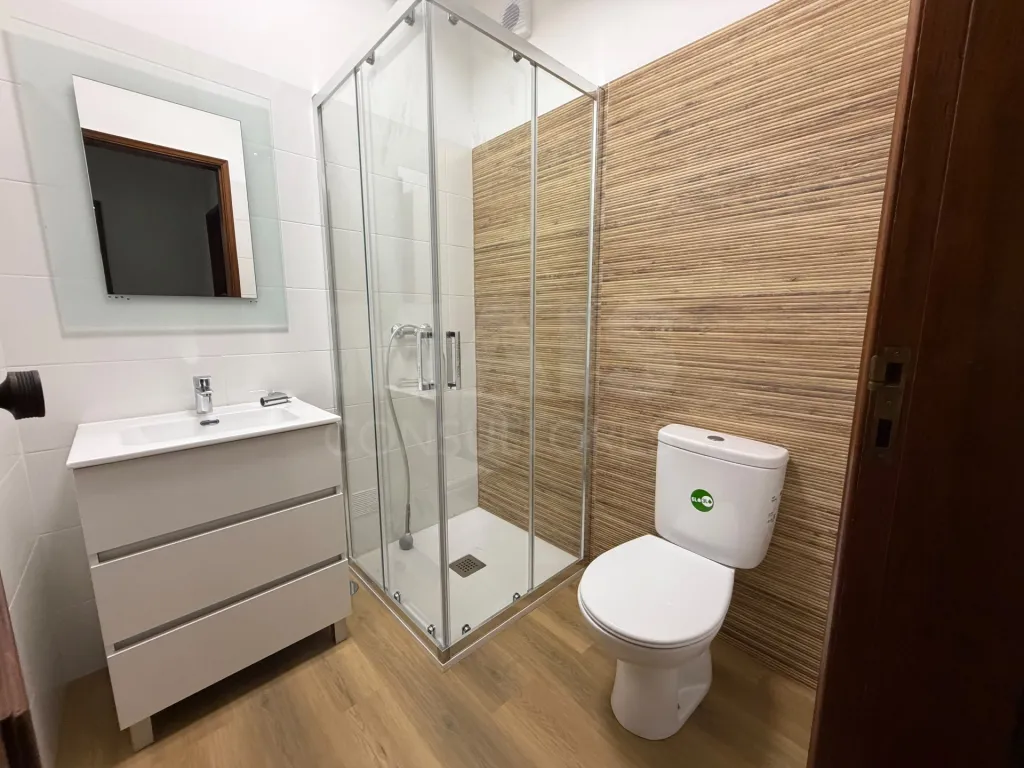 Apartamento T4 em Carnide