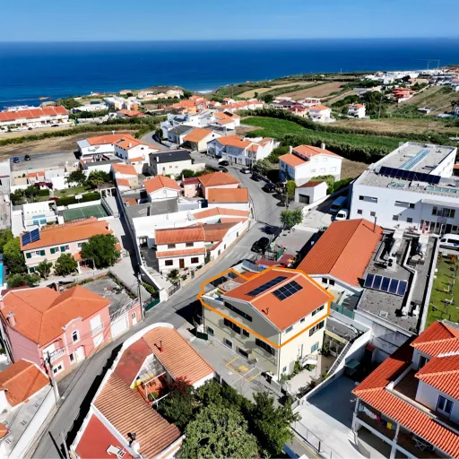 Ap. em Moradia T1+1, c/ Varanda, Vista Mar, Jacuzzi e Parqueamento !