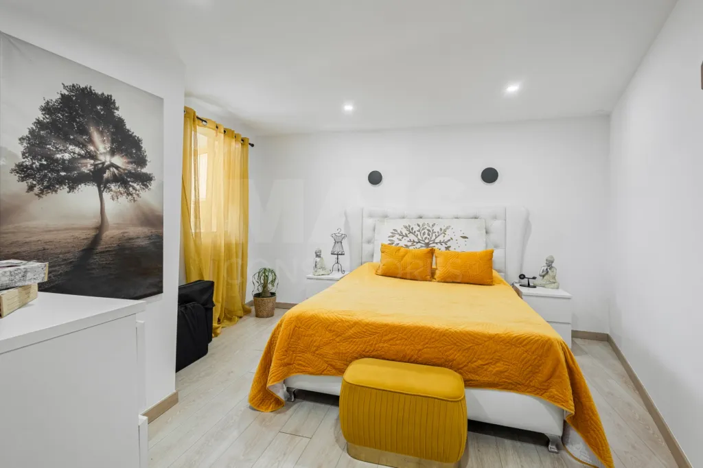 🏡 Encantadora Moradia Centenária T2 com Terraço