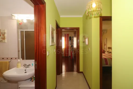 Apartamento T3 em Alhandra