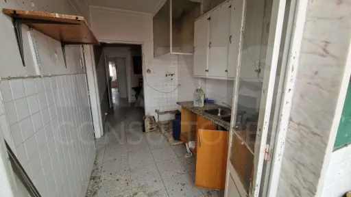 🏠 T2 Para Remodelação Total em Vila Franca de Xira