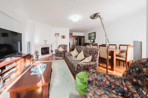 Apartamento T4 no centro das Caldas da Rainha