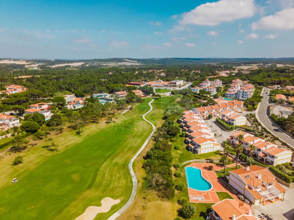 Apartamento T3 com vista mar, piscina e garagem — Praia D'El Rey Golf & Beach Resort