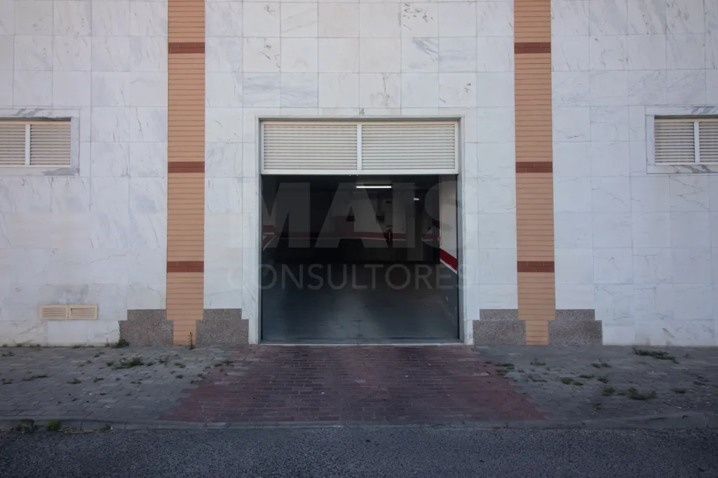 Apartamento T2 Moderno com Garagem | A-da-Beja, Amadora