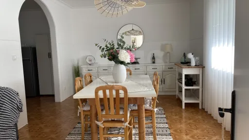 Casa T3 Renovada – Pronta a Viver com Tudo Incluído – A 3 Minutos do Centro de Alcobaça!
