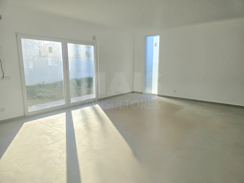 Moradia nova com piscina | Caldas da Rainha