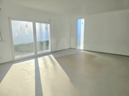 Moradia nova com piscina | Caldas da Rainha