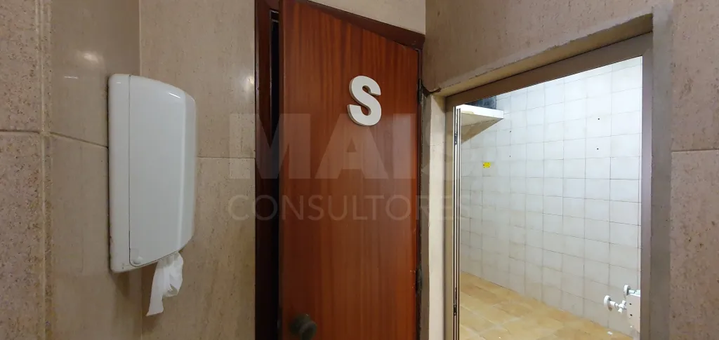 Um espaço. Diferentes caminhos. | 123 M² NO CENTRO DA BENEDITA