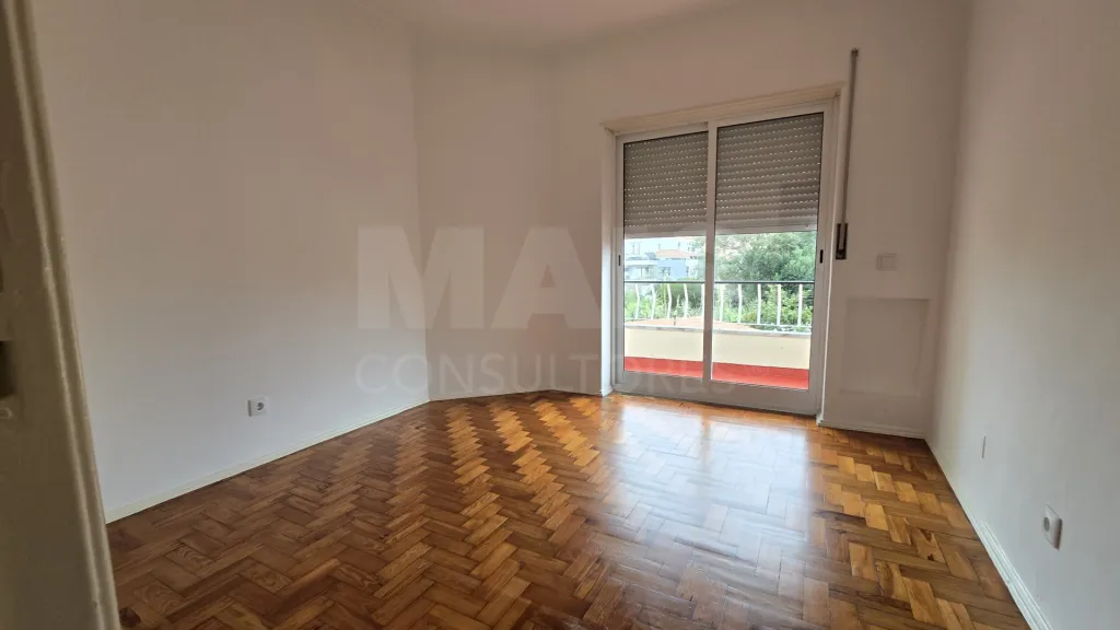Apartamento T2 na Galiza Estoril