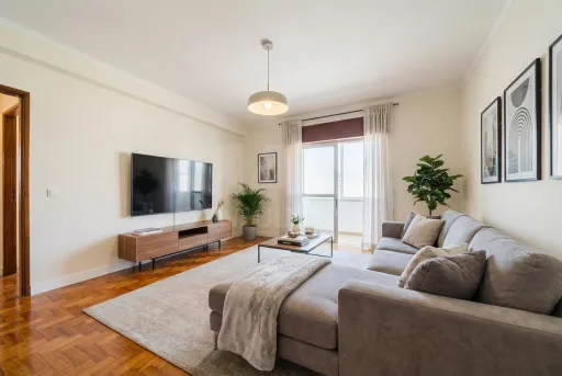 Apartamento T2 Renovado em Peniche – Oportunidade de Investimento!