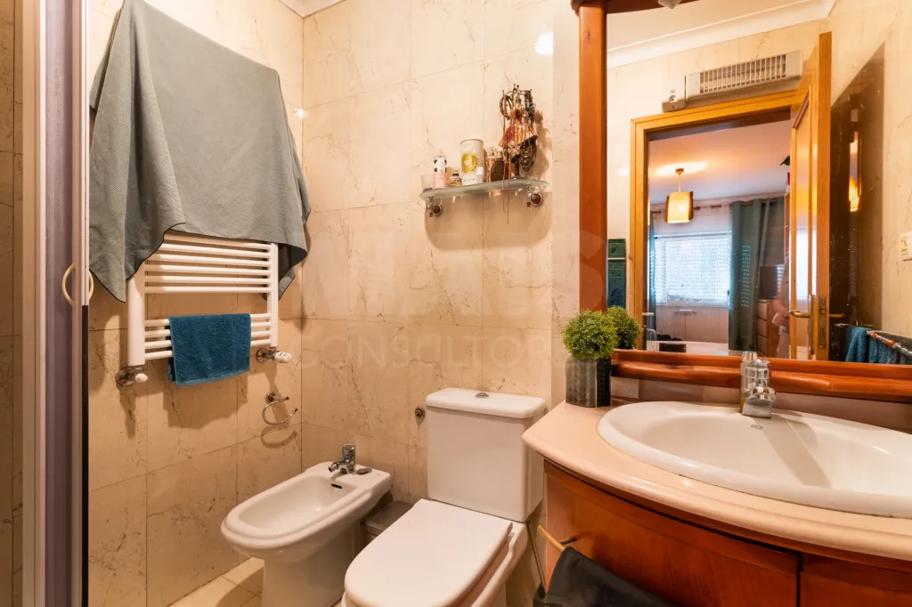 Apartamento T3 com Vista sobre o Rio Tejo
