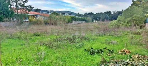 Terreno c/ Projeto Arq. Contemporânea na Beloura Sintra