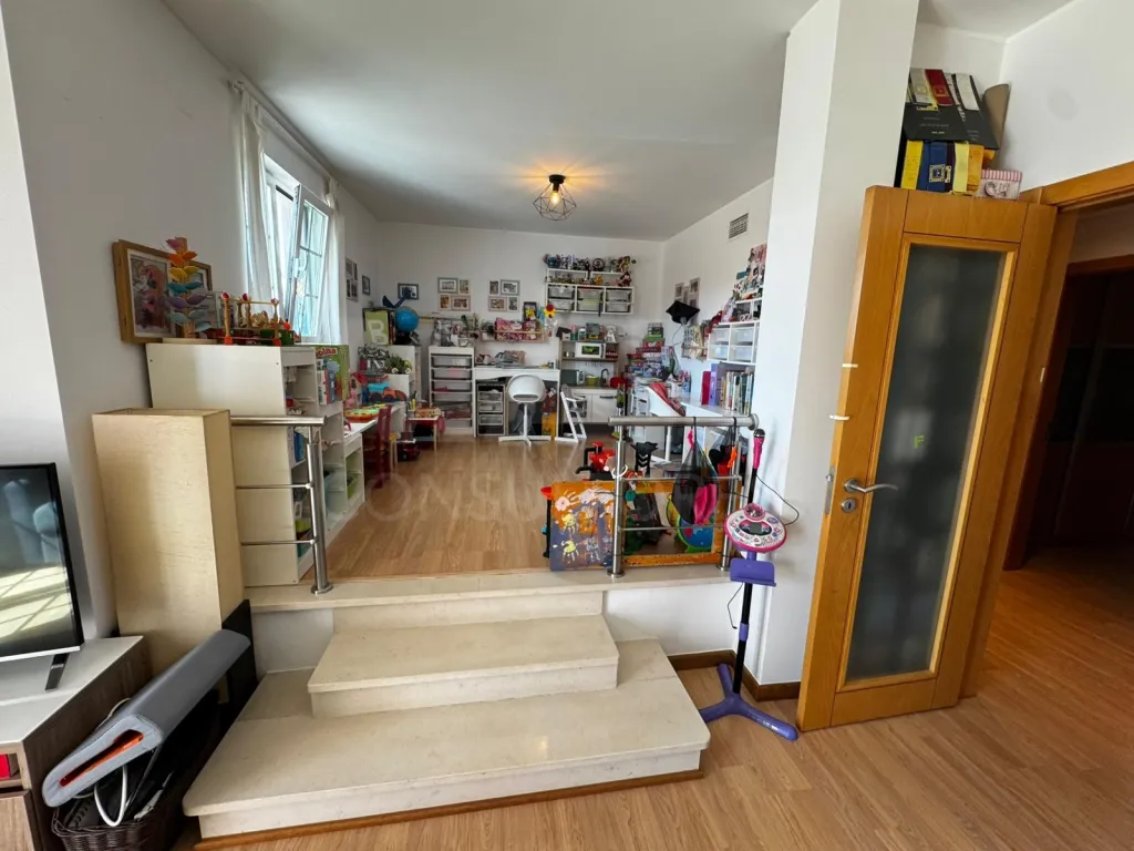 Apartamento T2 c/ parqueamento e arrecadação - São Julião do Tojal