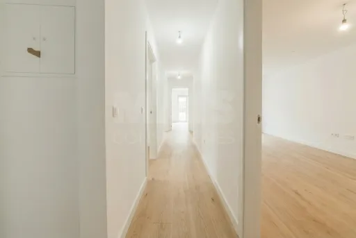 Apartamento T3 Remodelado - Centro de Caldas da Rainha - Com garagem