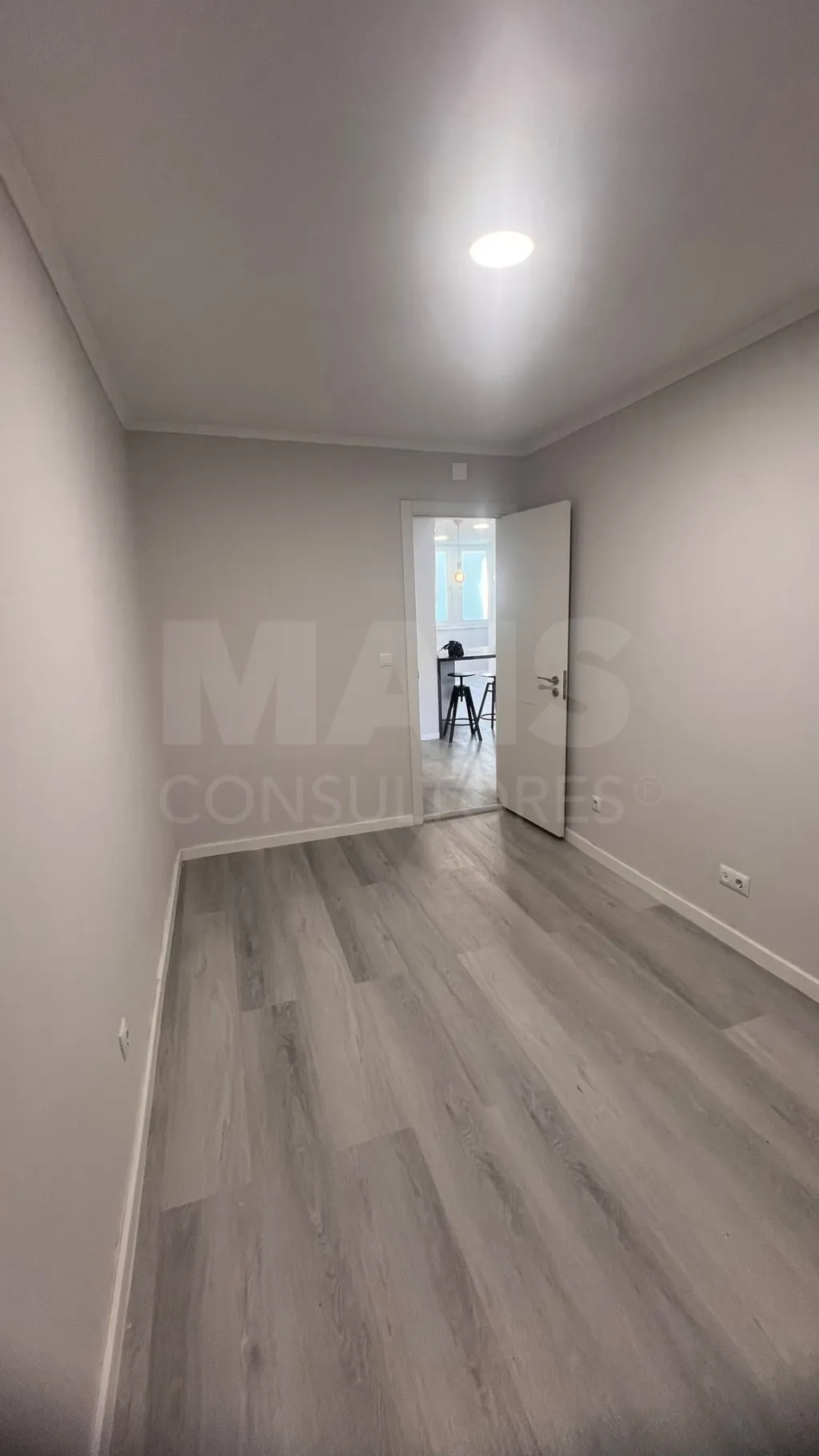 Fully Renovated 2-Bedroom Apartment - Benfica