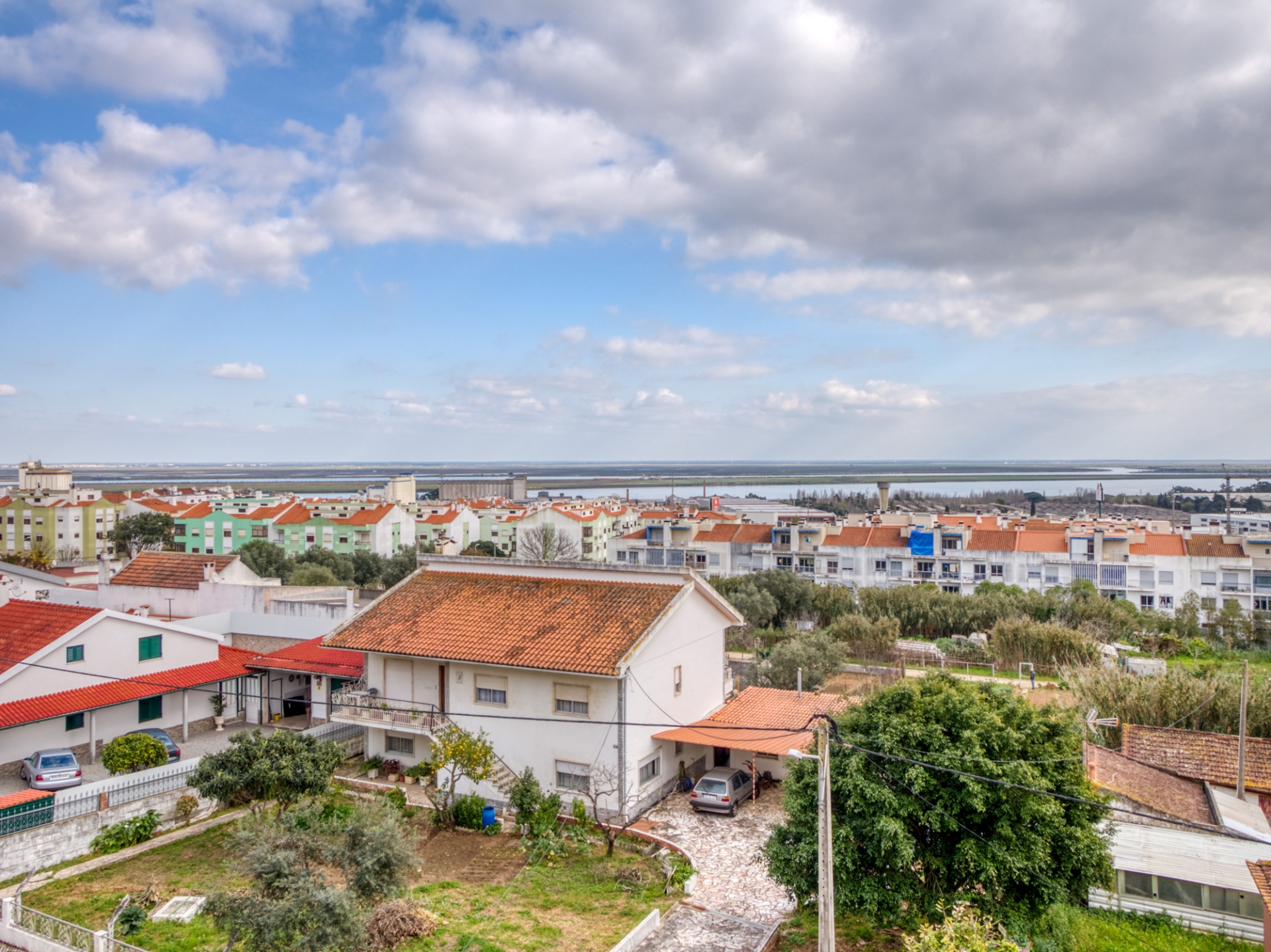 Fantástico apartamento T3 Remodelado com vista Rio no Sobralinho
