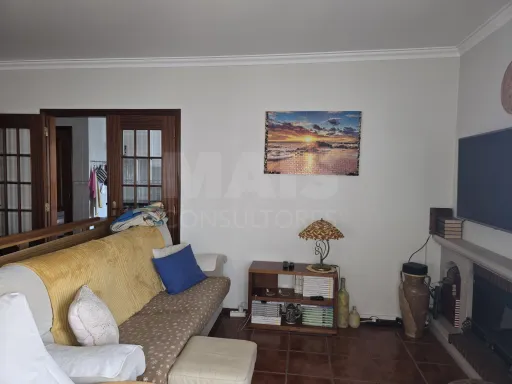3-Bedroom Apartment on the 1st Floor | Space, Comfort, and an Excellent Location in Caldas da Rainha