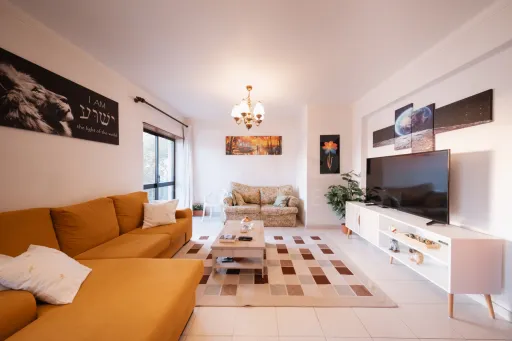 Apartamento T2+2 - Próximo do Parque D. Carlos - Caldas da Rainha