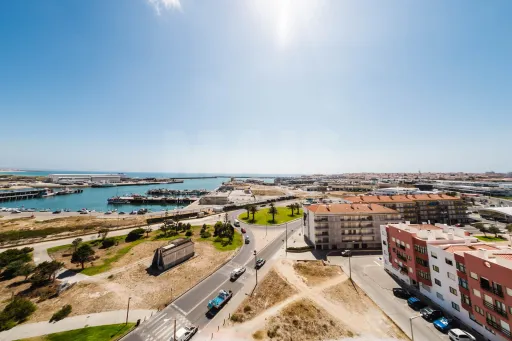 Vista Mar de Sonho | 160 m² 3-Bedroom Apartment with Garage in Peniche