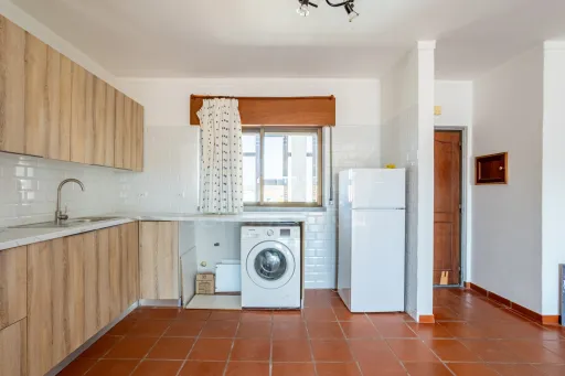 Apartamento T3 em Condomínio Fechado a 5min da Praia