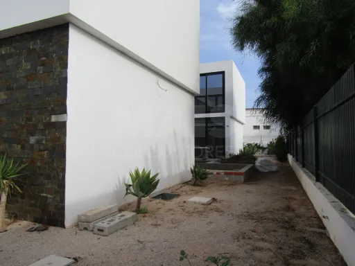 Moradia T3 em Pêra | Algarve