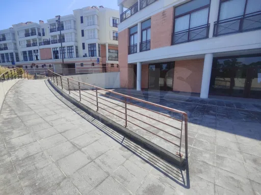 Loja comercial no Taguspark