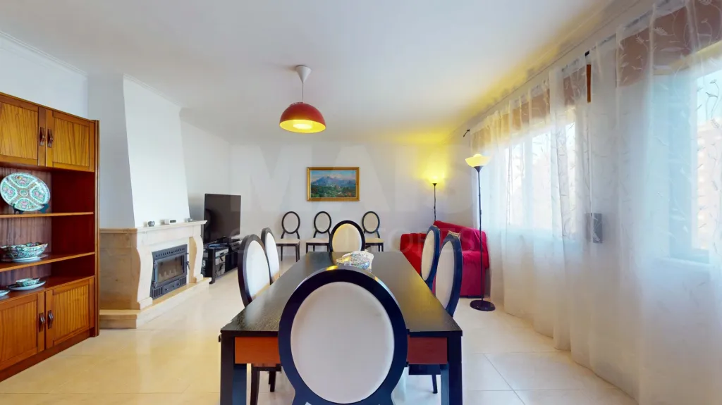 Apartamento T3 na Urbanização São Marcos Sintra