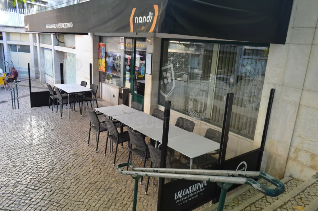 Benfica | Restaurante em Funcionamento + 3 Frações Comerciais | Clientela fiel e casa cheia.