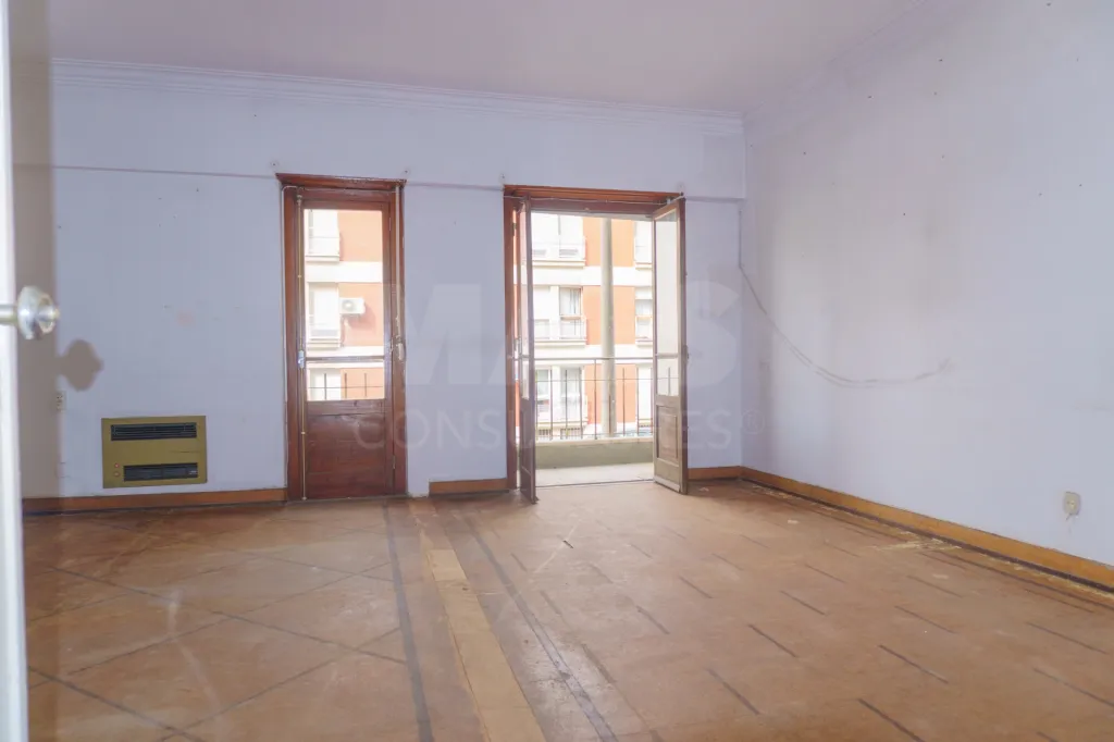 T5 com 130m² na Lapa para remodelação