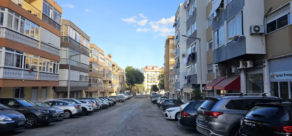 Loja de 2 Pisos - Póvoa de Santa Iria e Forte da Casa