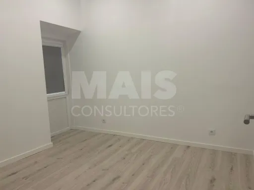 Moradia T1 na Gavinheira Remodelada