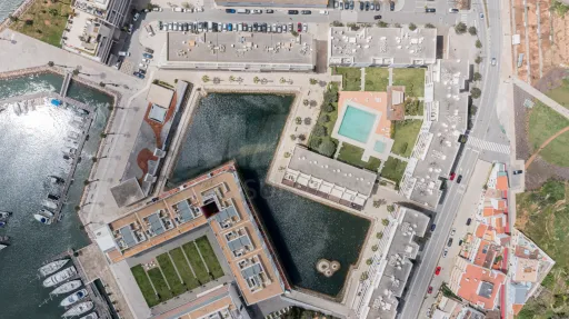 Moradia T3 de Luxo na Marina de Lagos