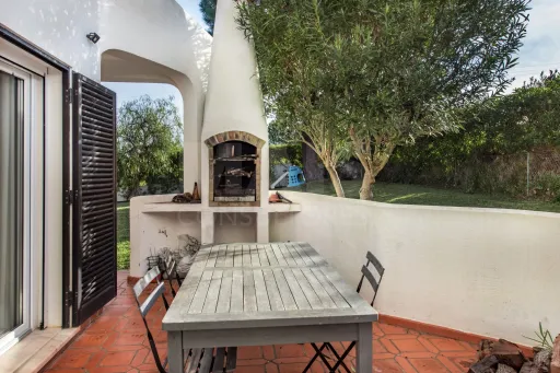 Moradia Exclusiva no Algarve – O Refúgio Perfeito para Viver ou Investir