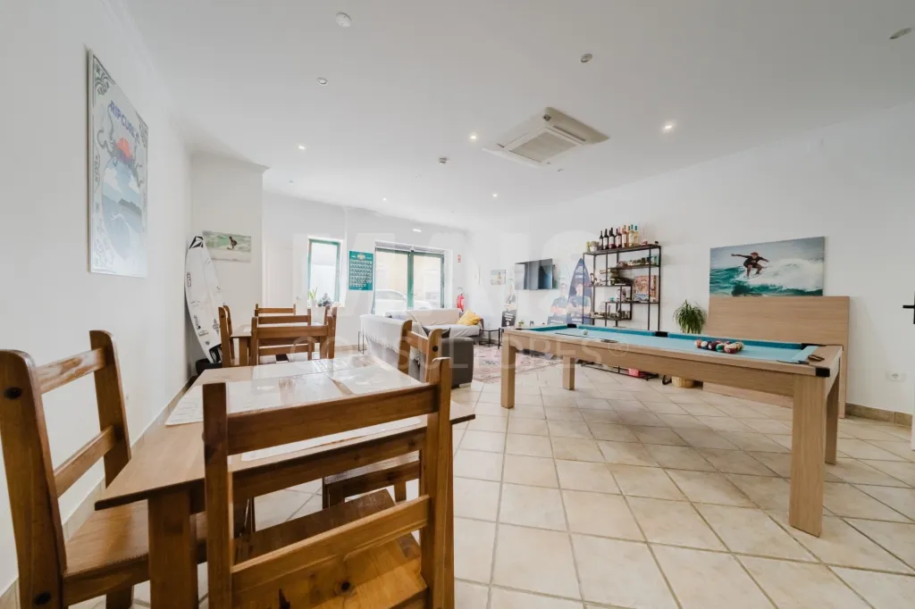 Investment property in downtown Peniche