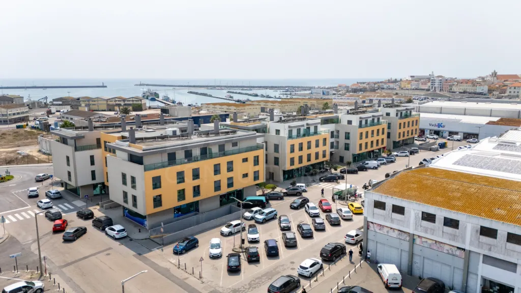 Apartamento T2 na Urbanização Jardins do Mar em Peniche