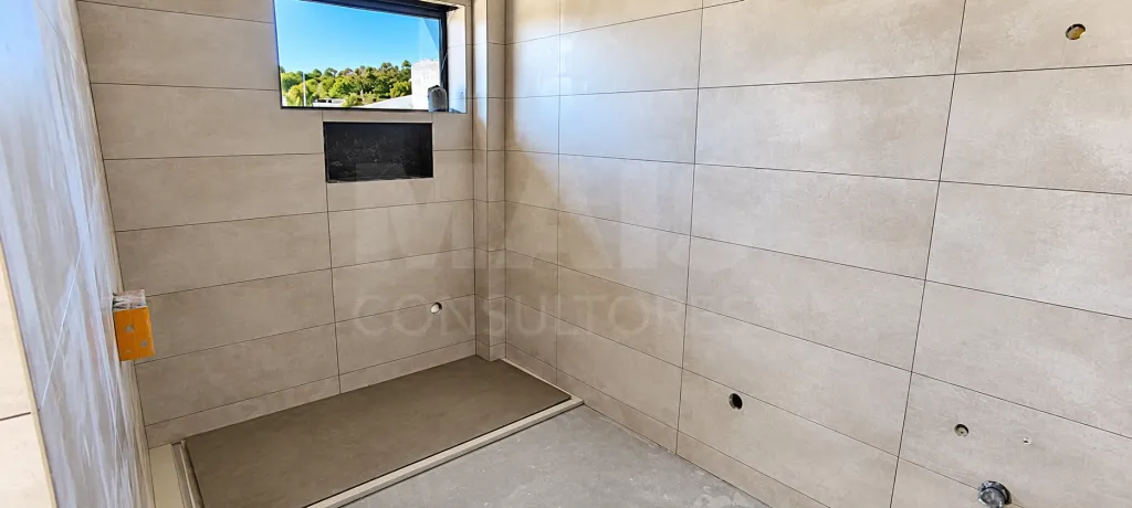 Contemporary 2 Bedroom House - Comfort and Tranquillity in Famalicão
