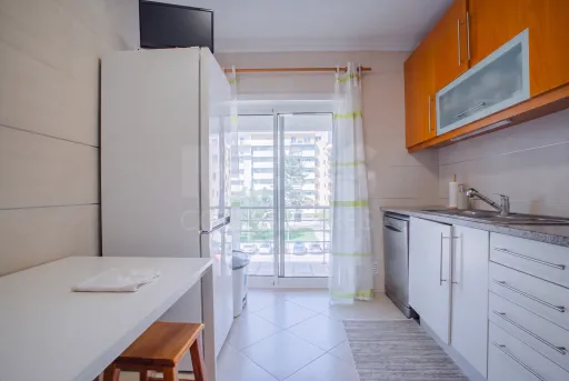 3-Bedroom Apartment in Quinta da Cutileira
