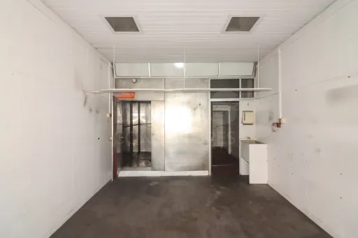 Prédio Centro Carregado / Lisboa