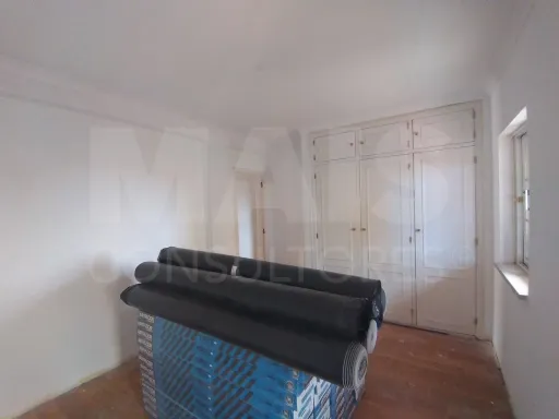 Moradia em Albarraque – A Oportunidade de Criar a Casa dos Seus Sonhos!