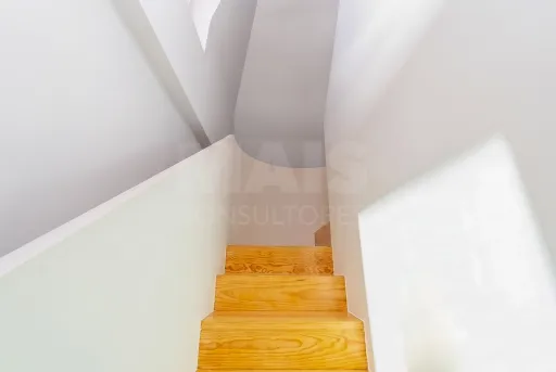 One-Bedroom Architectural Duplex with Terrace