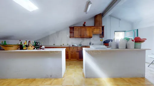 Moradia T5, na calhandriz com piscina