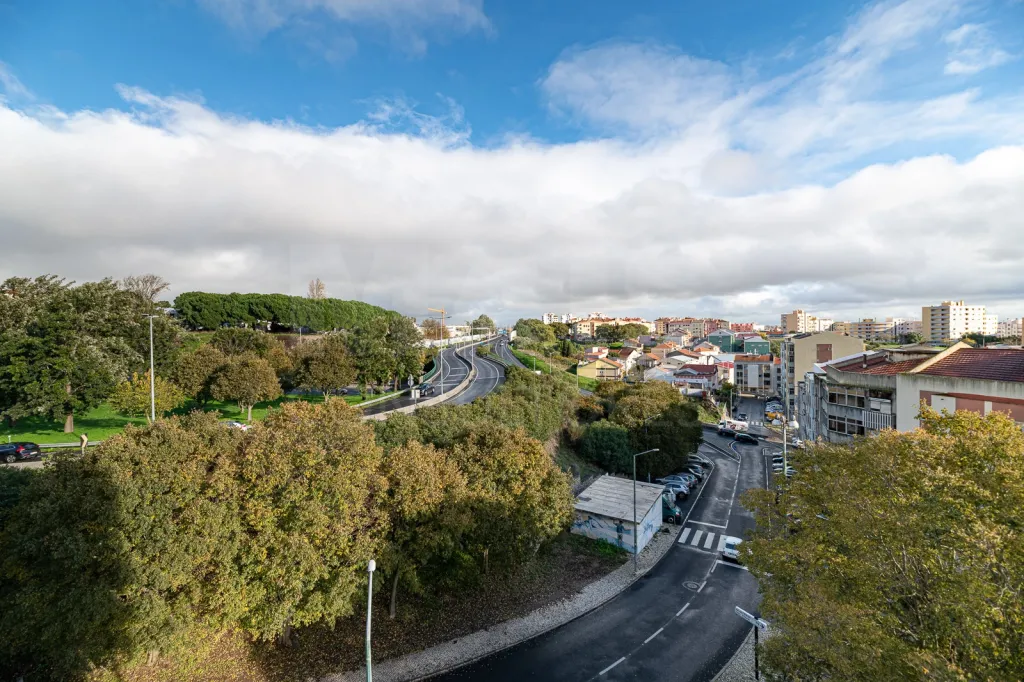 3-bedr. apartment in Ramada, storage room, parking, two elevators