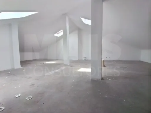 Moradia em Albarraque – A Oportunidade de Criar a Casa dos Seus Sonhos!