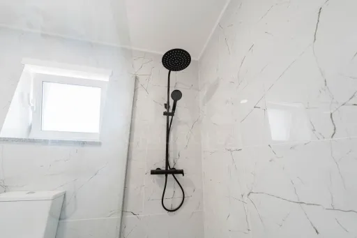 Moradia T3 Nova com Piscina