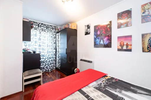 Apartamento T4 Duplex em Monte Abraão - Queluz