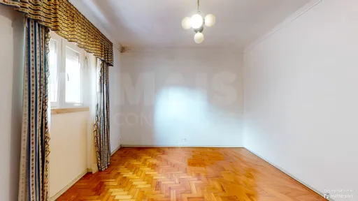 Moradia Bi-Familiar em Caneças