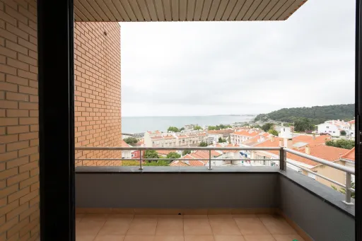 T3+1 Algés, duplex vista mar, condomínio fechado e piscina