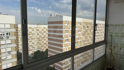 Excelente apartamento T4 na Portela de Sacavém