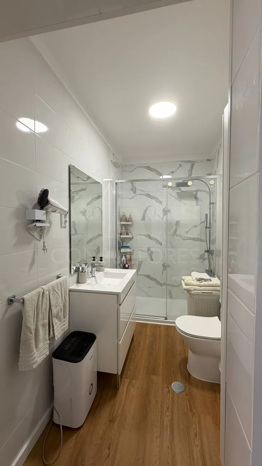 Apartamento T2 Remodelado no Centro do Cadaval